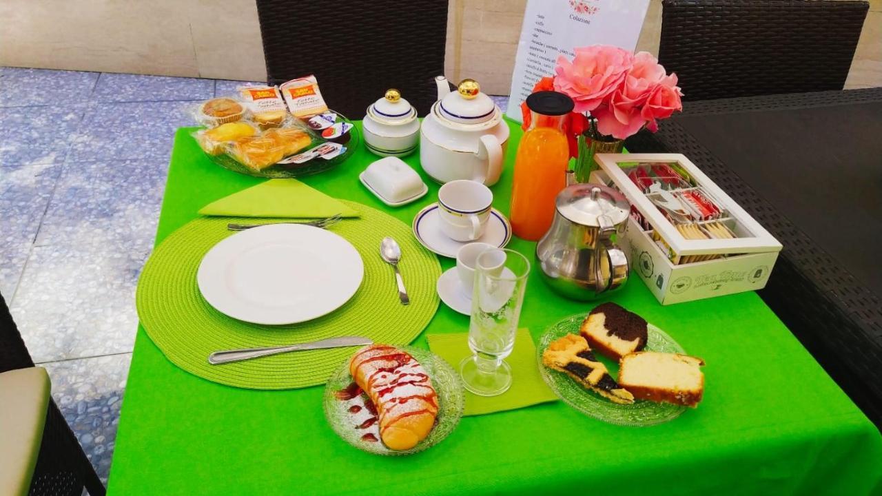 Bed and Breakfast Il Roseto Фрозиноне Экстерьер фото