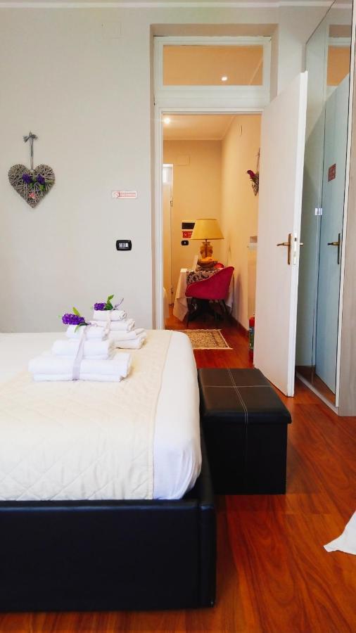 Bed and Breakfast Il Roseto Фрозиноне Экстерьер фото