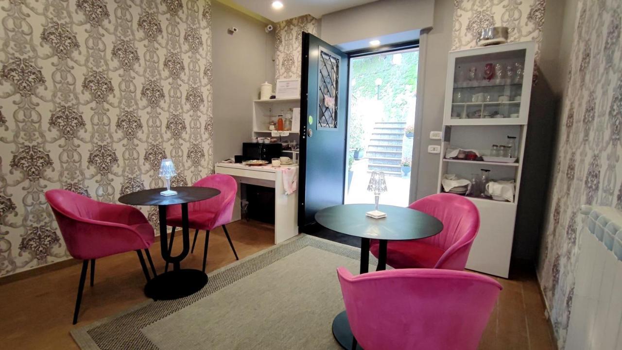 Bed and Breakfast Il Roseto Фрозиноне Экстерьер фото