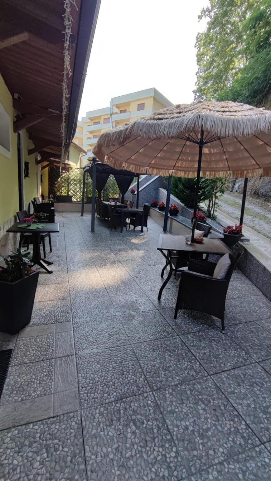 Bed and Breakfast Il Roseto Фрозиноне Экстерьер фото