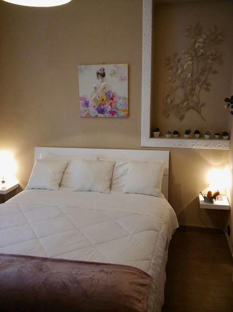 Bed and Breakfast Il Roseto Фрозиноне Экстерьер фото